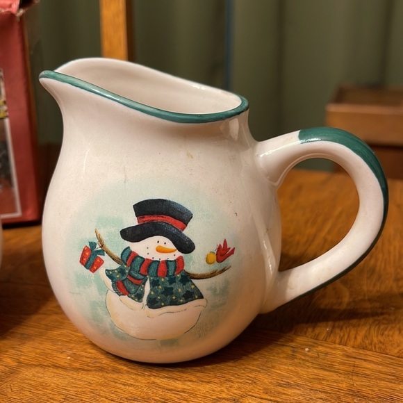 Vintage Stoneware Snowman Tabletop Serving Set Tabletop Christmas Snowman Set - Picture 9 of 13